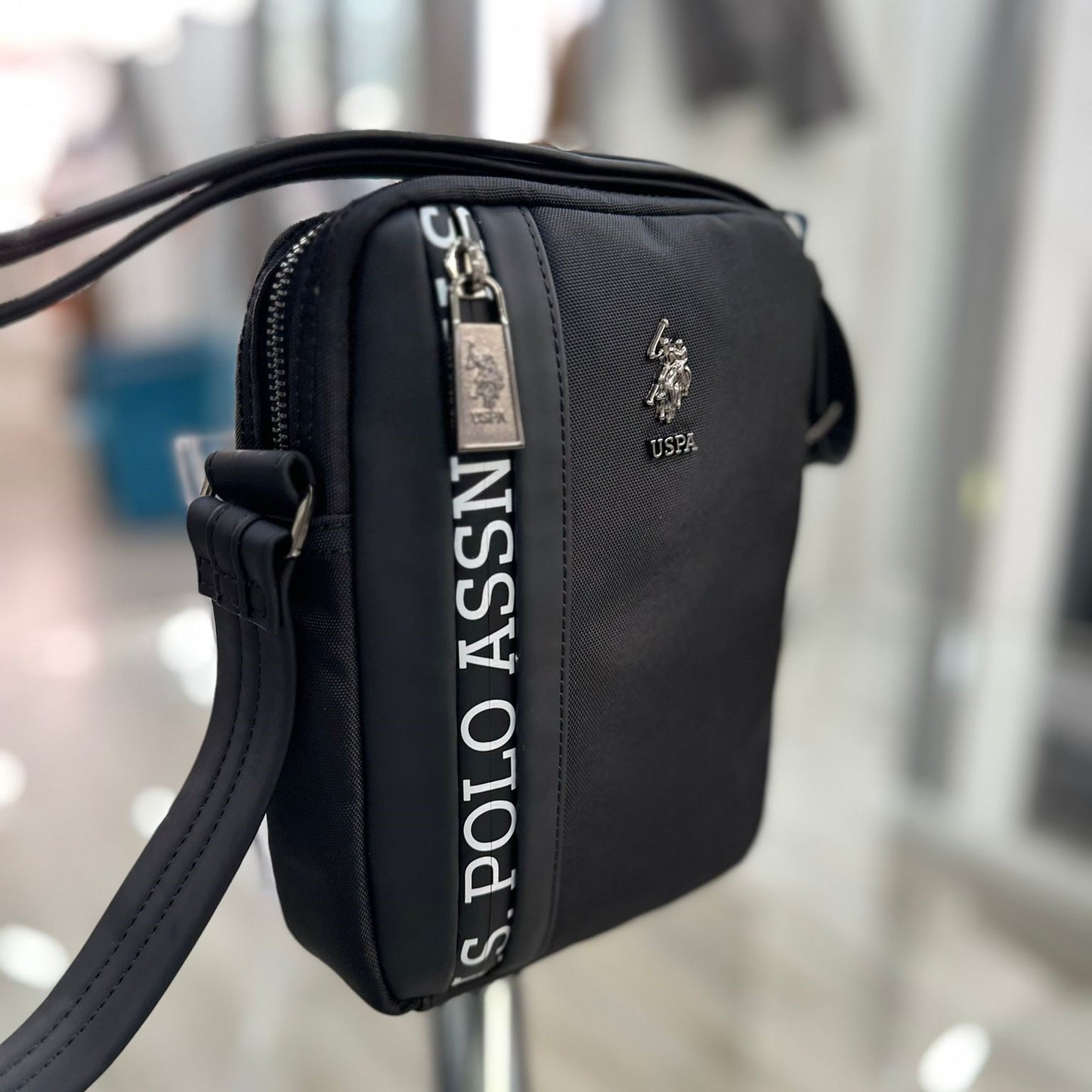 TRACOLLA OLIVER 6263M BLACK