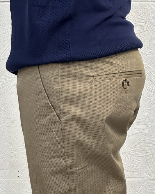 PANTALONE CHINO UGP 4565 FANGO