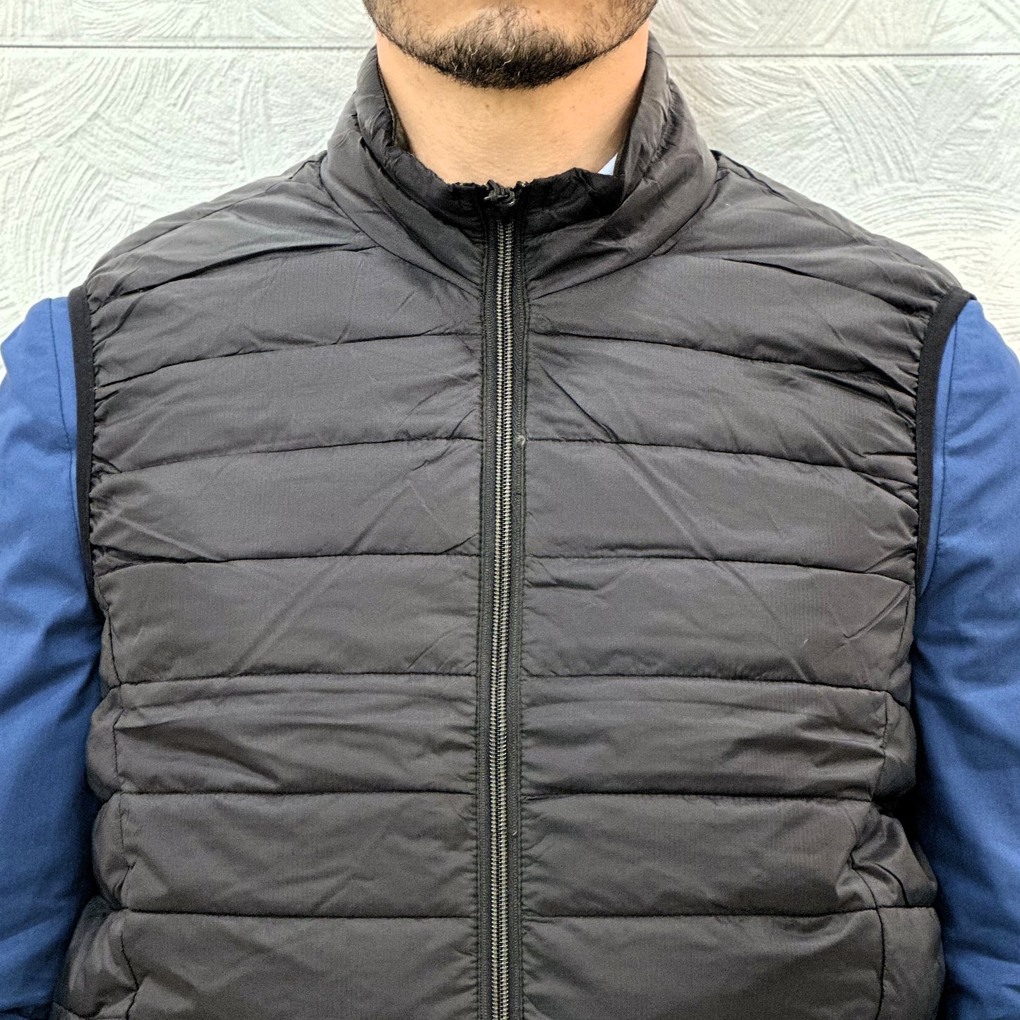 GIUBBOTTO SMANICATO XZ569 BLACK