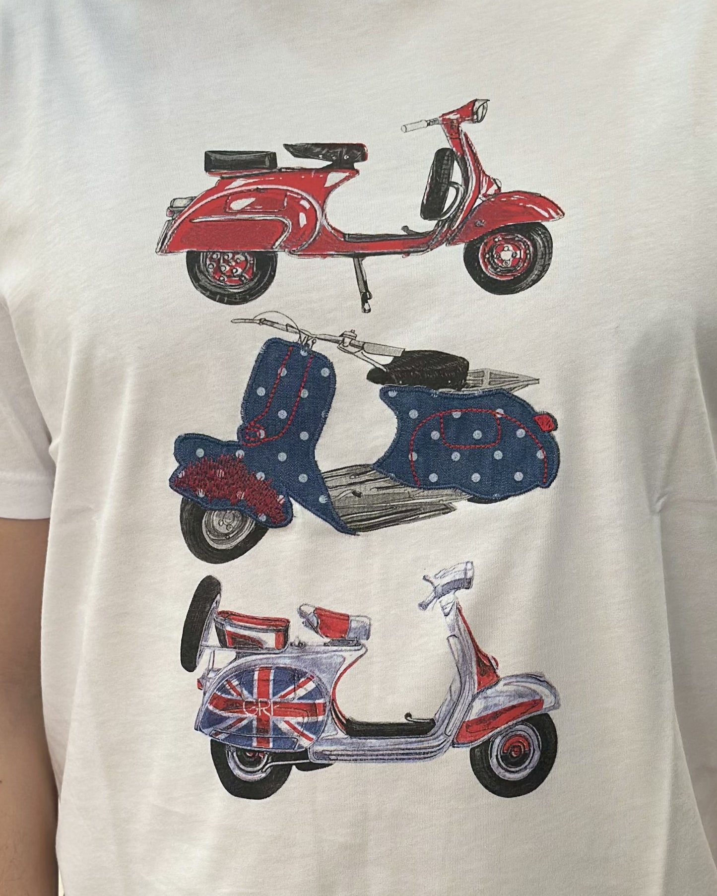 T-SHIRT VESPA UGP 4367 WHITE