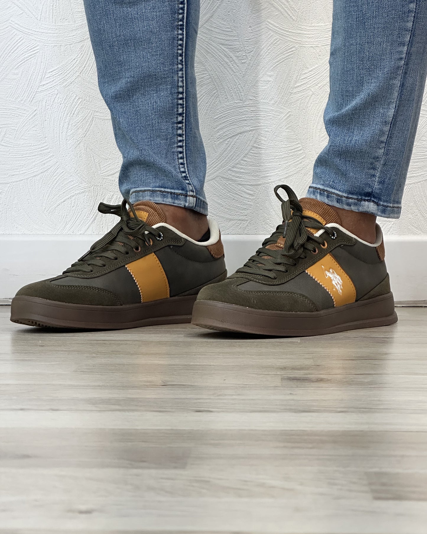 JEANS CARROT FIT " UGP 4054" DENIM (Copia)