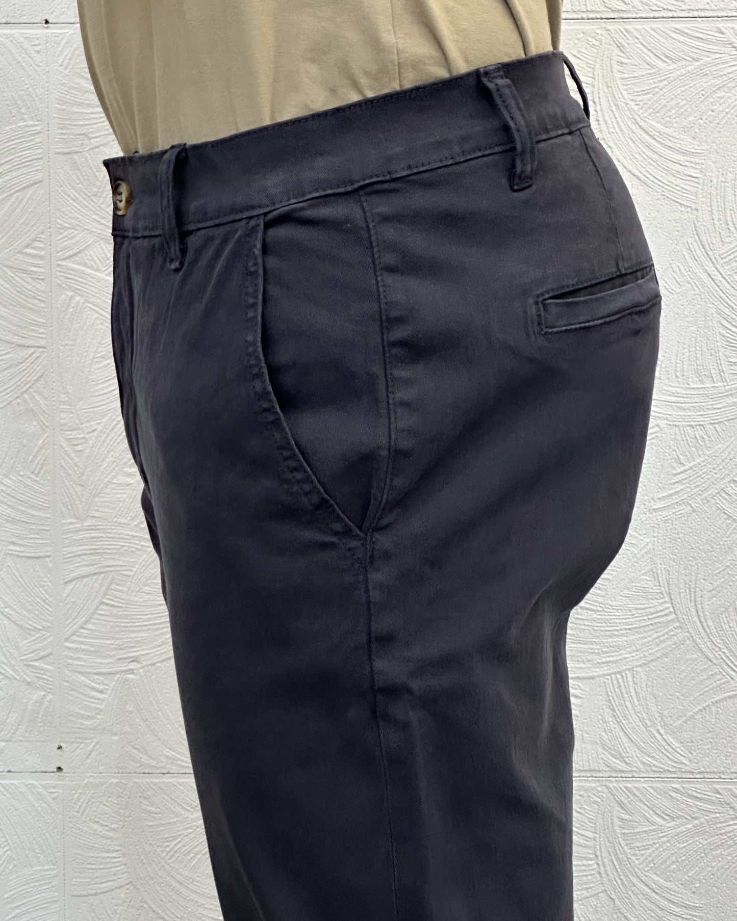 PANTALONE GABARDINE " UGP 3750" NAVY