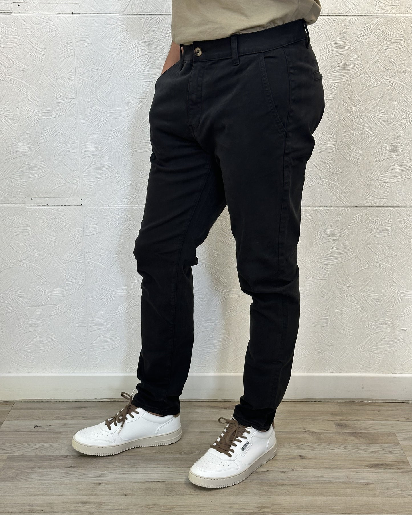 PANTALONE GABARDINE " UGP 3750" NERO