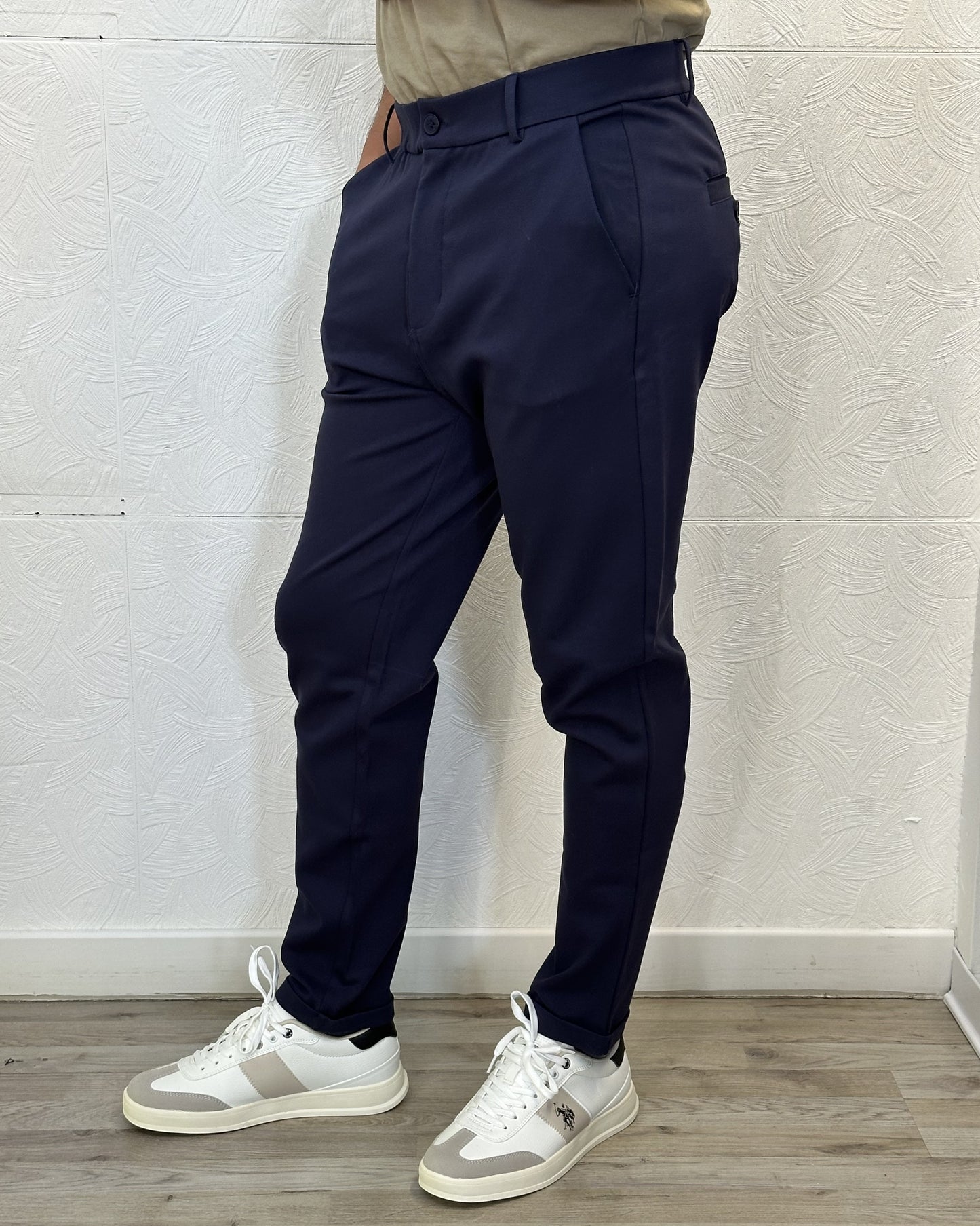 PANTALONE CAPRI " UGF 3757" NAVY