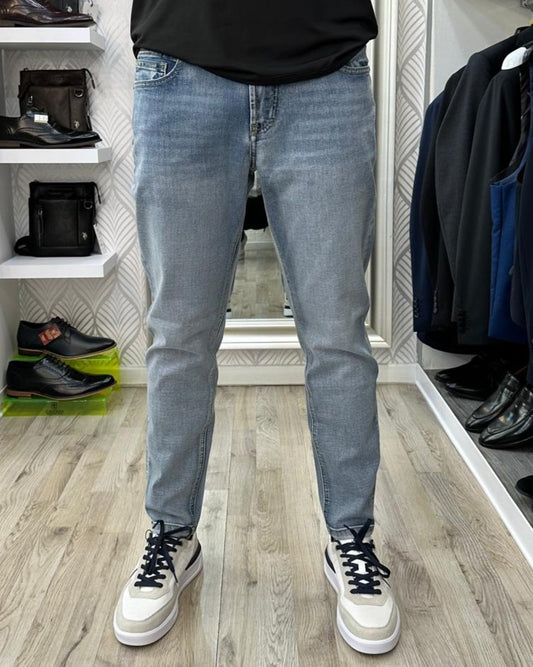 JEANS CARROT "UGP 4053" DENIM