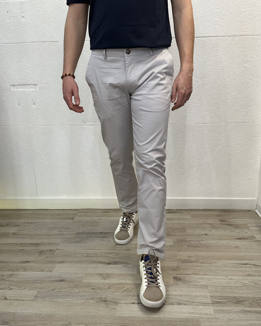 PANTALONE CHINO UGP 4551 PERLA