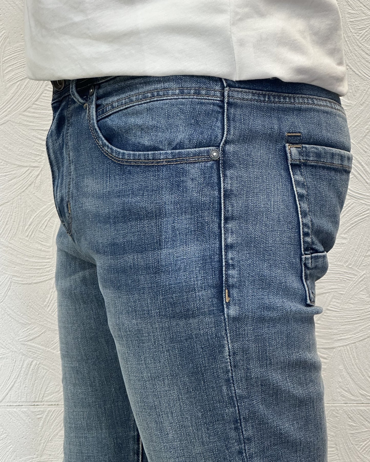 JEANS CARROT FIT " UGP 4053" DENIM