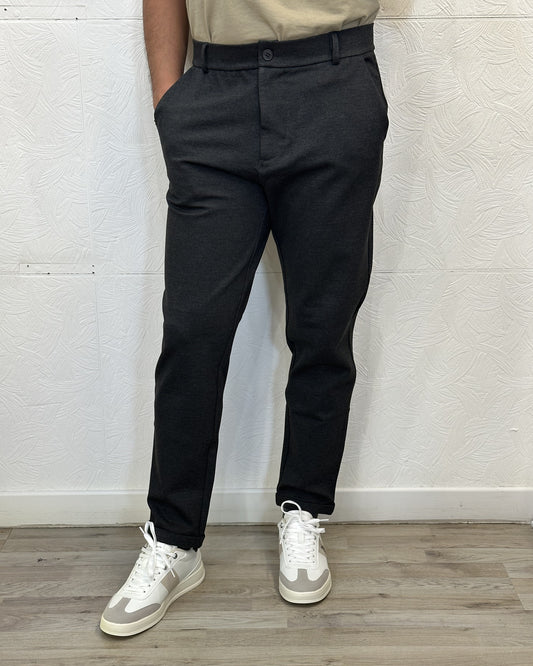 PANTALONE CAPRI " UGF 3757" GRIGIO