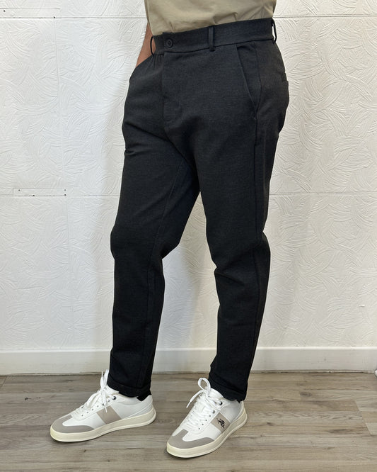 PANTALONE CAPRI " UGF 3757" GRIGIO